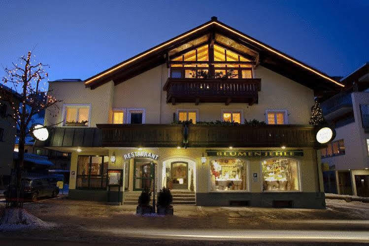 Hotel Montfort Sankt Anton am Arlberg Bagian luar foto