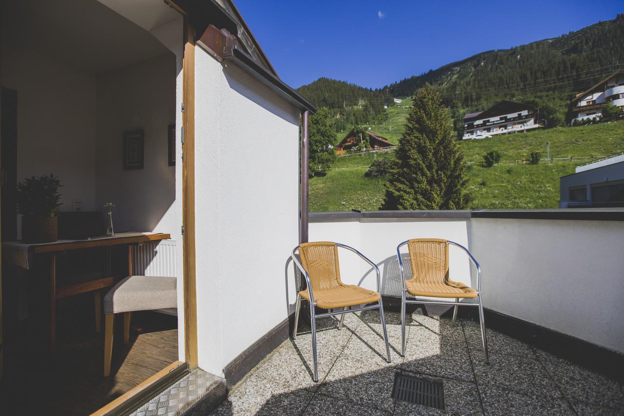 Hotel Montfort Sankt Anton am Arlberg Bagian luar foto
